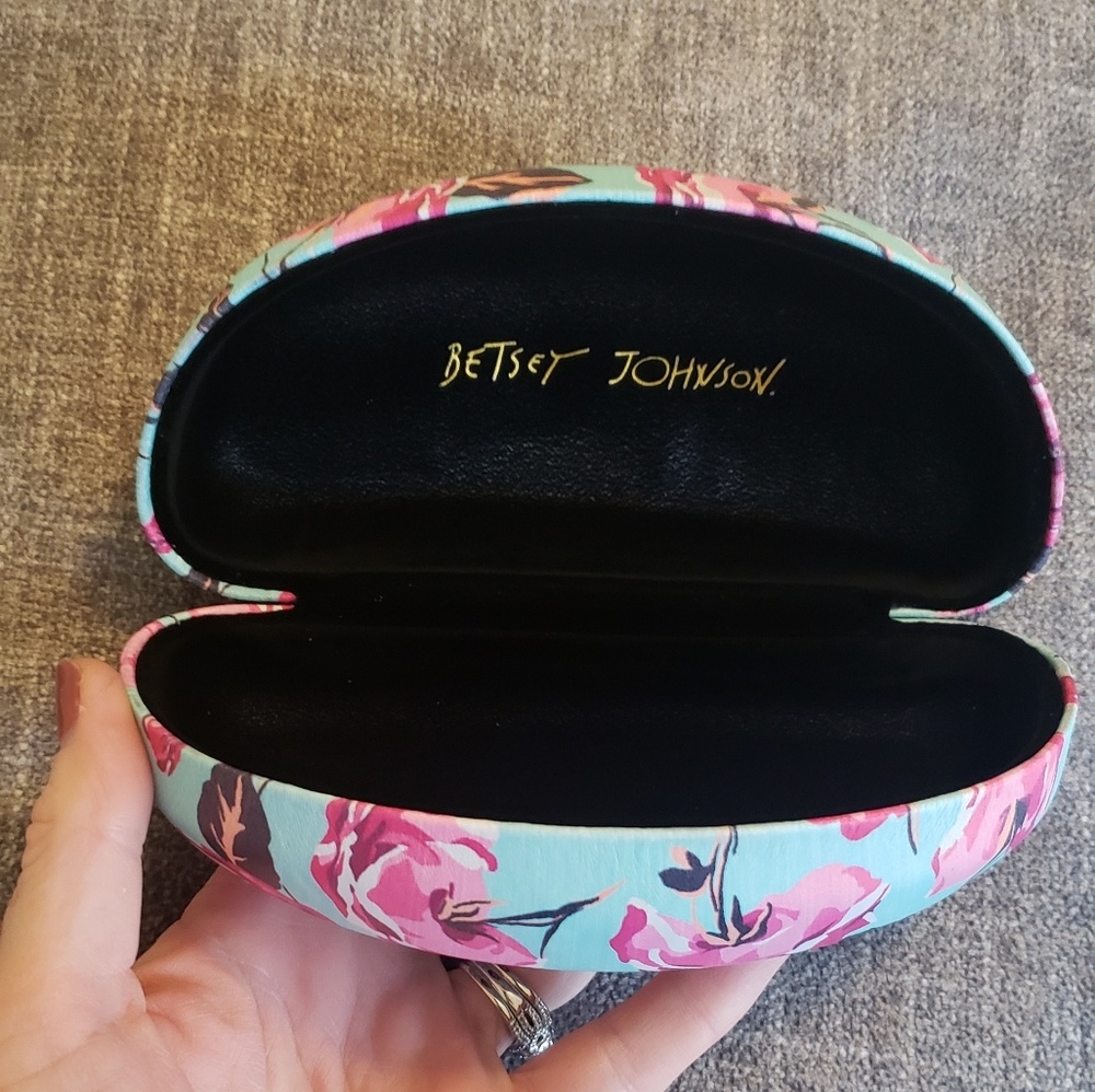 New Betsey Johnson sunglasses case
